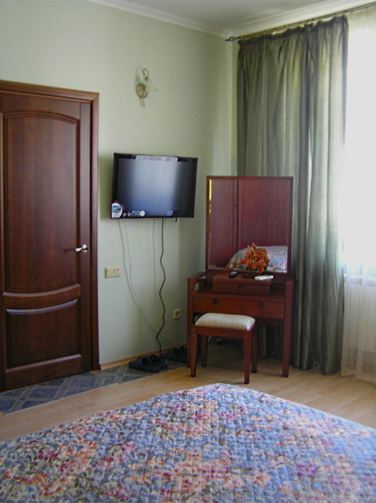 Comfortel Aparthotel Odesa Exterior photo